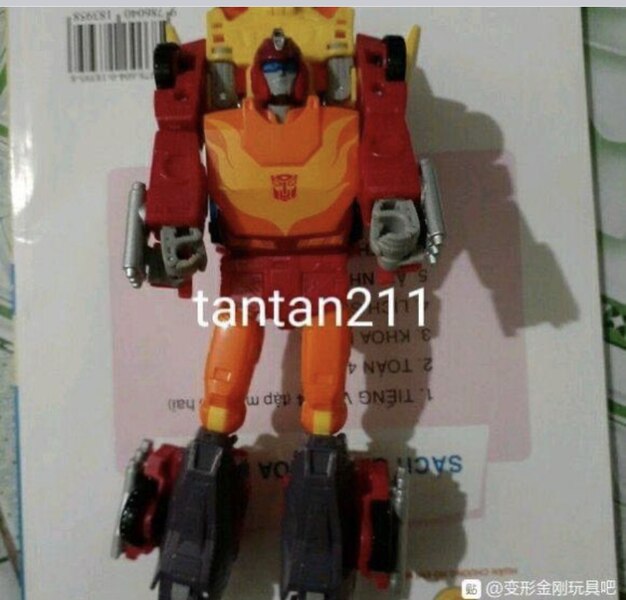 Transformers Studio Series 84 TFTM Hot Rod  Rodimus New Image (1 of 1)